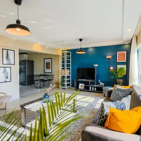 Chic Flat Near Hadrian's Gate Апартаменты