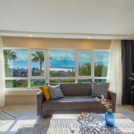 Apartament Chic Flat Near Hadrian's Gate Antalya